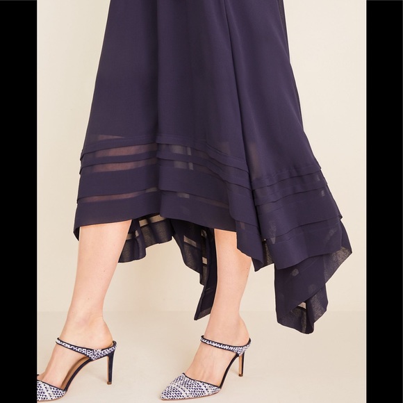 Ann Taylor - Picture 3 of 3